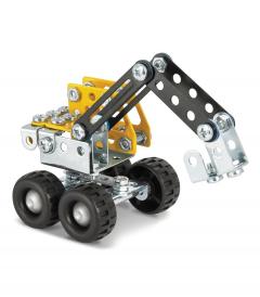 Camion cu remorca si excavator