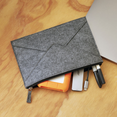 Husa mica pentru cabluri