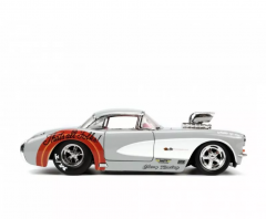 Set masina si figurina - Chevrolet Corvette & Bugs Bunny 
