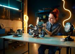 LEGO Technic - Yamaha MT-10 SP (42159)