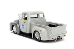 Set masinuta cu figurina  - Guile si Ford F-100 1956