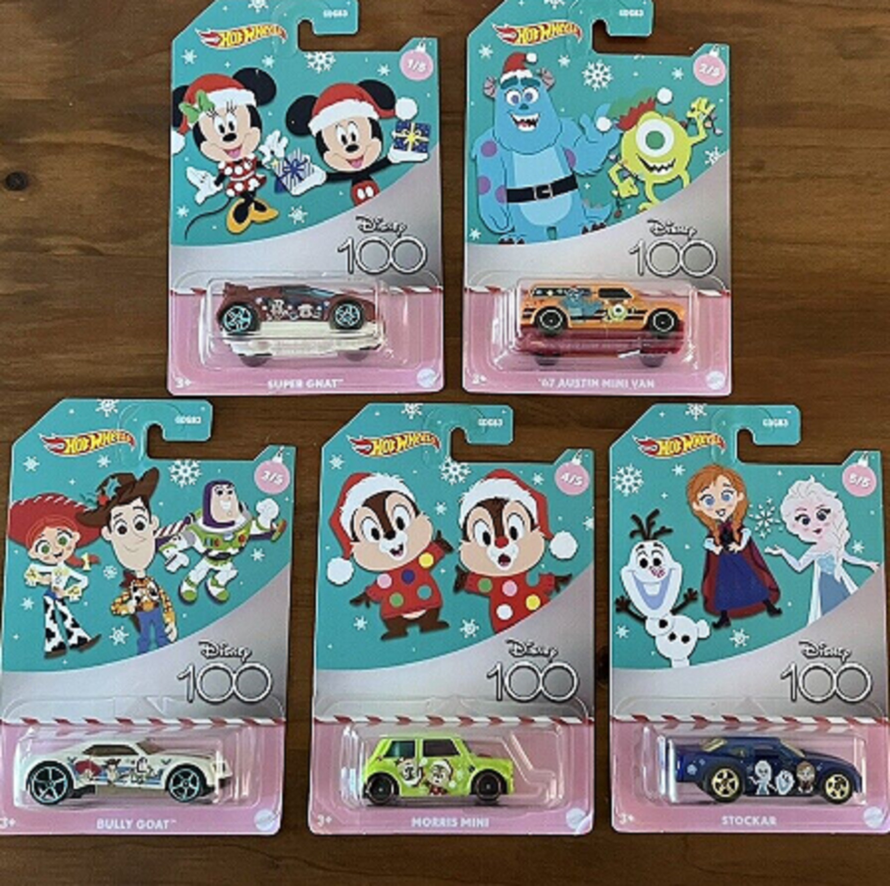 Masina - Disney 100 - Mai multe modele