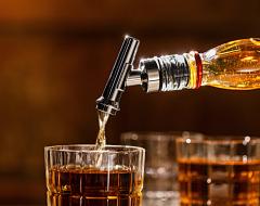 Dop pentru sticla cu dozator - Microphone Bottle Stop and Pourer