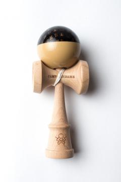 Joc de indemanare - Kendama Sweets Camp