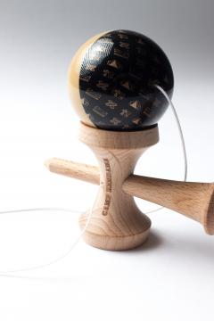 Joc de indemanare - Kendama Sweets Camp