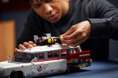LEGO Icons - Ghostbusters Ecto-1 [10274], 2352 piese