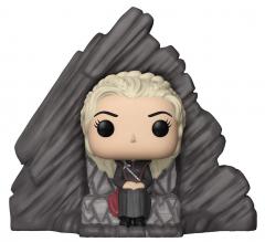 Figurina  - Daenerys on Dragonstone Throne