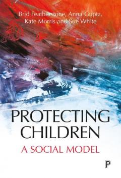 Coperta cărții Protecting Children