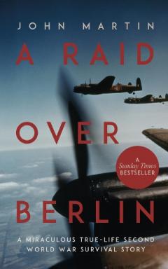 Coperta cărții Raid Over Berlin