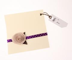 Felicitare - Trandafir Roz cu Snur