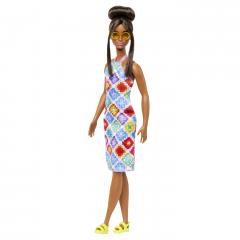 Papusa - Barbie Fashionistas - Satena cu ochelari de soare galbeni