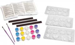 Kit creativ - Modeleaza si picteaza magneti pentru frigider