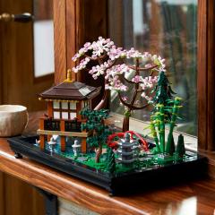LEGO Icons - Gradina serena (10315) 