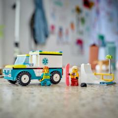 Lego City - Ambulanta de urgenta si snowboarder (60403)