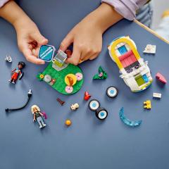 Lego Friends - Masina electrica si statie de incarcat (42609)