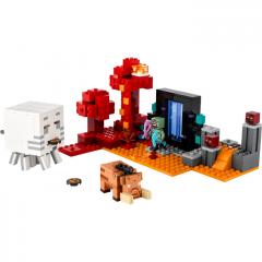 LEGO Minecraft - Amuscada in portalul Nether (21255)