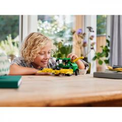 LEGO Technic - John Deere 9700 Forage Harvester (42168)
