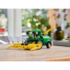 LEGO Technic - John Deere 9700 Forage Harvester (42168)