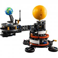 LEGO Technic - Planeta pamant si luna pe orbita (42179)