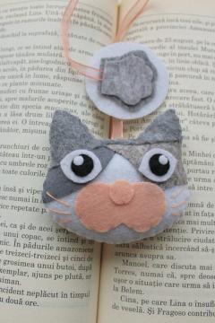 Semn de carte - Motan alb cu pete gri - Grig