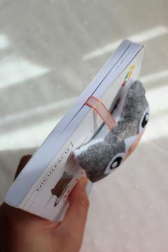 Semn de carte - Motan alb cu pete gri - Grig