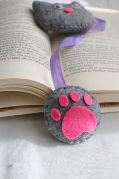 Semn de carte - Pisica gri ochi mov - Connie