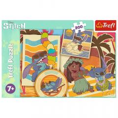 Puzzle 200 piese - Lilo & Stitch - La plaja cu Lilo si Stitch