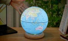 Lampa - AtlasGlobe Lamp - Sky Blue Large 