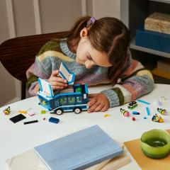 LEGO Minions -  Autobuzul de petrecere al minionilor (75581)