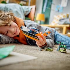 LEGO City - Hidroavionul unui explorator al junglei (60425)