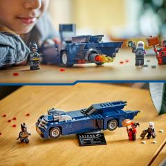 LEGO Batman - Batman cu  Batmobile vs Harley Quinn si Mr. Freeze (76274)