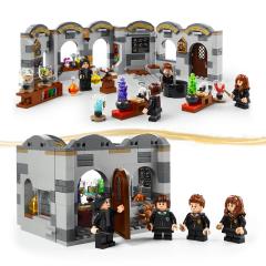 LEGO Harry Potter - Castelul Hogwarts - Lectia de potiuni (76431)