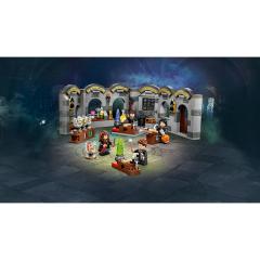 LEGO Harry Potter - Castelul Hogwarts - Lectia de potiuni (76431)