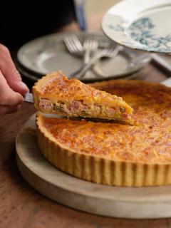 Tom Kerridge Cooks Britain