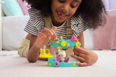 Casa papusi - Gabby`s Doll House - Set balcon decorat al lui Pandy Paws