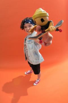 Figurina - Tech Dech - SK8 Crew - Casca galbena si placa