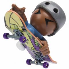 Set placa si figurina - Tech Dech - SK8 Crew Series 1 - Sapca gri