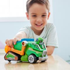 Set figurina si vehicul - Patrula Catelusilor - Rocky si Camionul de reciclare