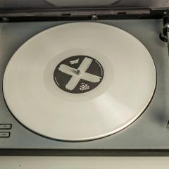 X (White Vinyl)