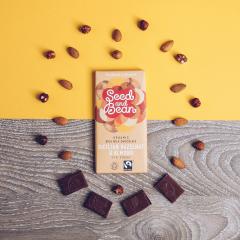 Ciocolata bogata in lapte cu nuci si migdale Bio