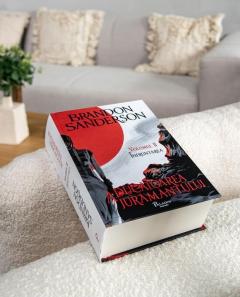 Aducatoarea juramantului. Volumul II