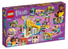 Petrecerea la piscina a Andreei (41374)