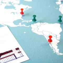 Harta din pluta XL Colors - Blue - White Frame