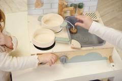 Jucarie -  Masa de bucatarie cu accesorii