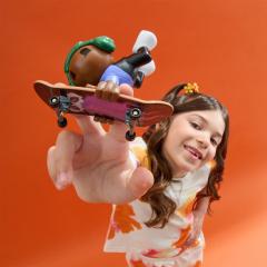 Jucarie - Tech Deck SK8 - Placa si figurina cu casti verzi
