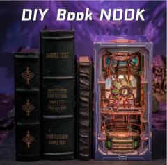 Puzzle 3D 224 piese - Cotor de carte The Eye of Old God