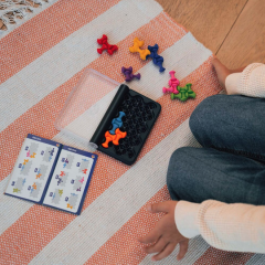 Joc de logica - IQ Waves