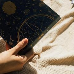 Agenda saptamanala cu post-its - Astral