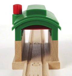 Set de joaca - Garaj pentru trenulet (Cu usi mobile actionate de buton)