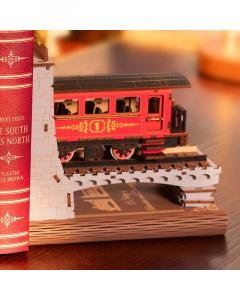 Puzzle 3D - Diorama pentru Biblioteca Trenul Cartilor, 313 piese